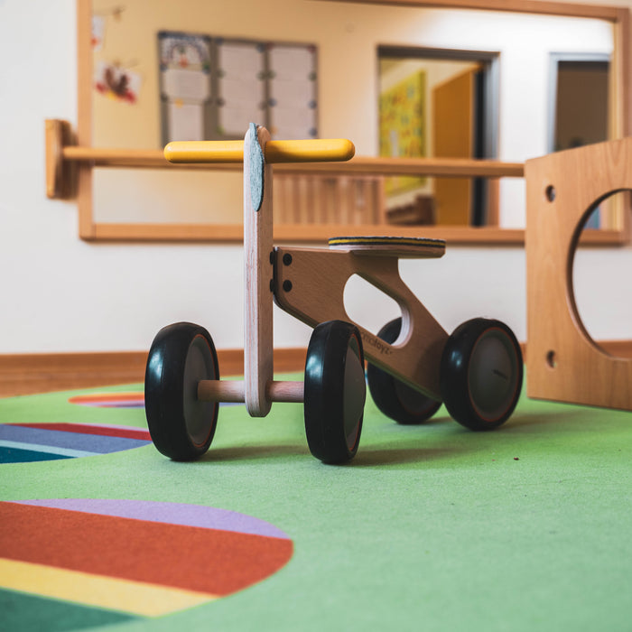 Mamatoyz MiniBike Holz-Laufrad für Kinder ab 15 Monaten – Balance Bike mit Filzsitz