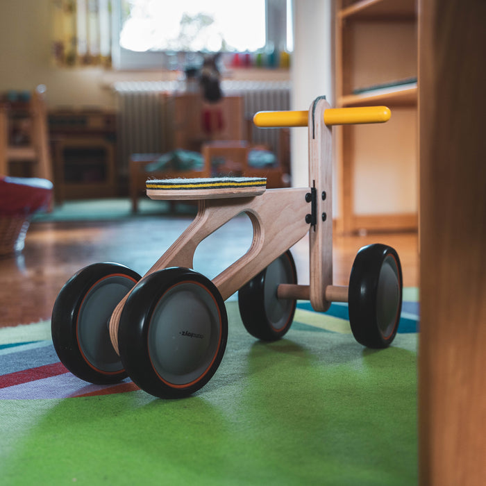 Mamatoyz MiniBike Holz-Laufrad für Kinder ab 15 Monaten – Balance Bike mit Filzsitz