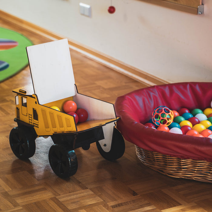 Mamatoyz BamBam Holz-Laster – 2-in-1 Holzspielzeug mit Stauraum ab 3 Jahren