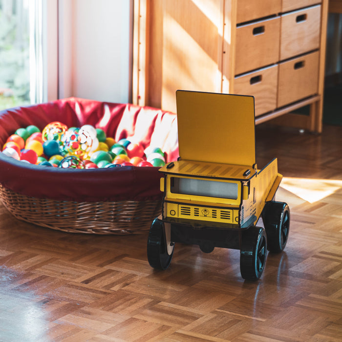 Mamatoyz BamBam Holz-Laster – 2-in-1 Holzspielzeug mit Stauraum ab 3 Jahren