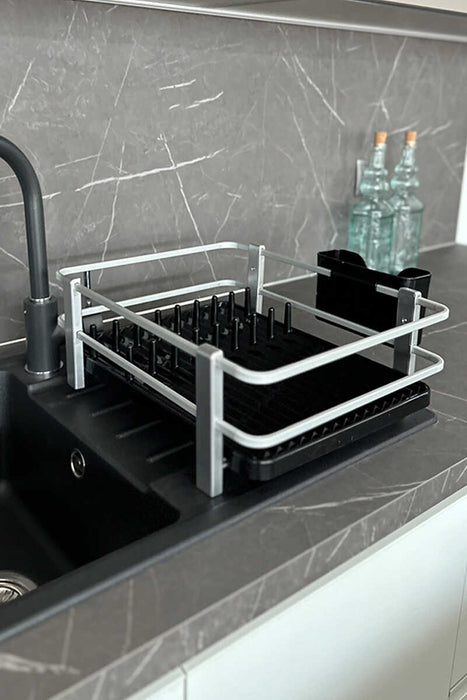 Aspira Home 3-teiliges Küchen Organizer Set – Abtropfgestell aus Aluminium & Kunststoff mit Löffelablage & Schwammhalter, rostfrei, Schwarz oder Weiß, 33 × 43 × 15 cm
