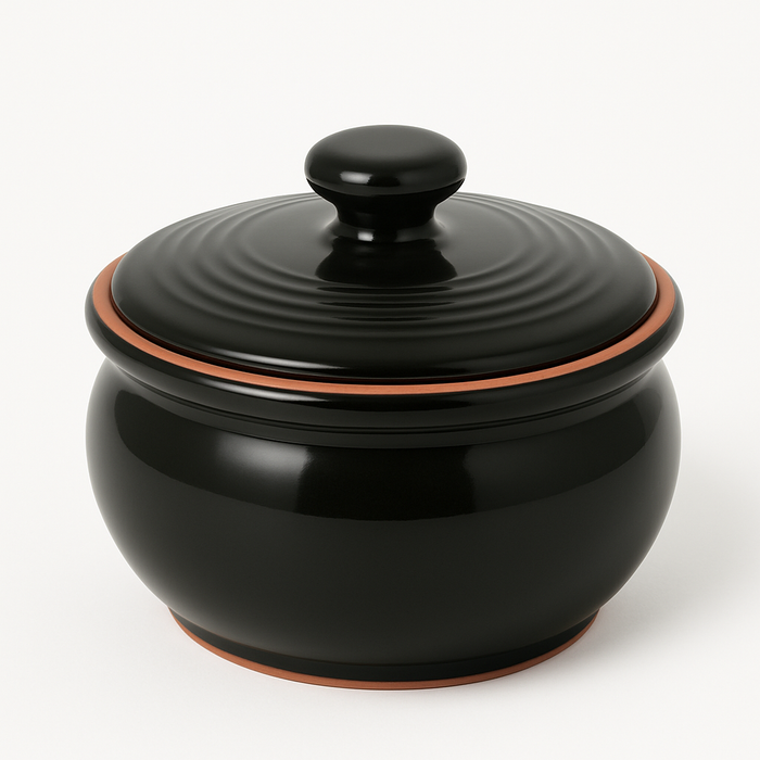 Aspira Home - Schmortopf, Tontopf, Güvec Topf, Bräter, Kochtopf aus Naturton - Schwarz glasiert mit Deckel - 24cm x 12cm - ca. 2 Liter Volumen