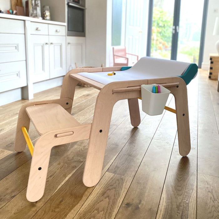 Mamatoyz Massa Spiel- und Maltisch aus Holz mit Papierrolle – Kinderschreibtisch für kreative Ideen